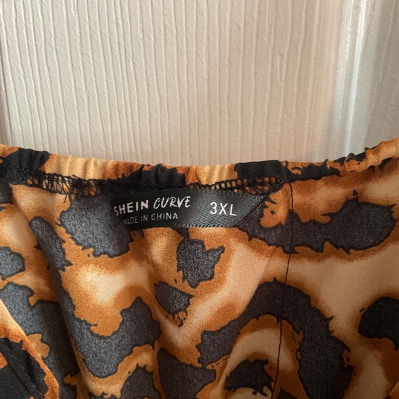 Shein cheetah print dress - Picture 2 of 2